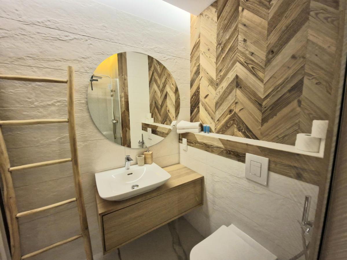 Live & Travel Apartments Waterlane Vintage Gdańsk Kültér fotó